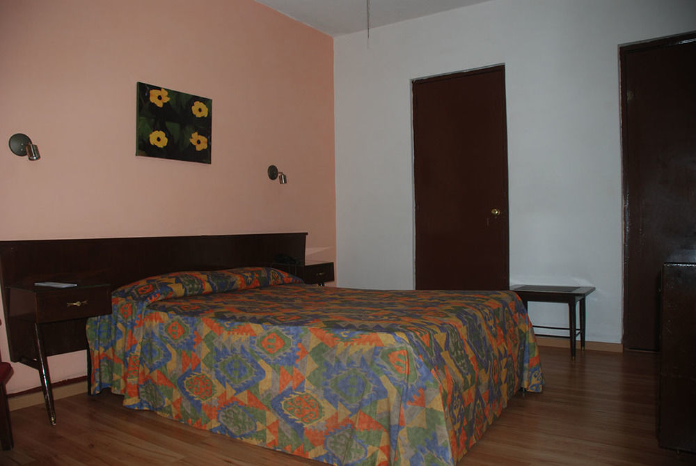 Hotel Palacio Córdoba エクステリア 写真